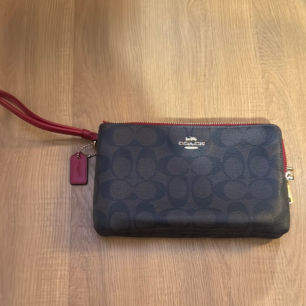 Coach Double Corner Zip with Red Strap Wristlist